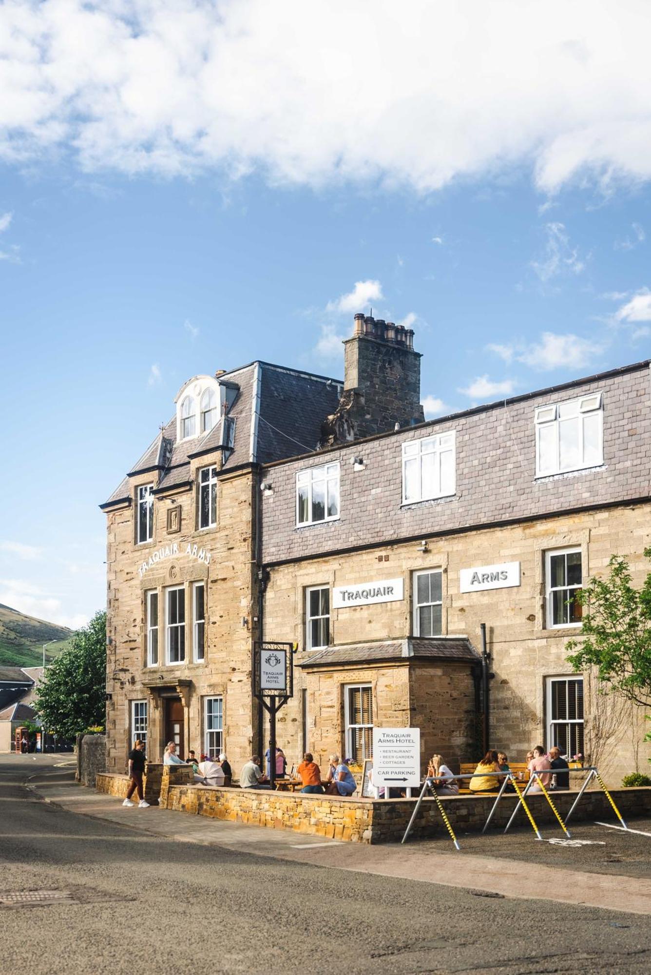 Traquair Arms Hotel Innerleithen Exterior foto